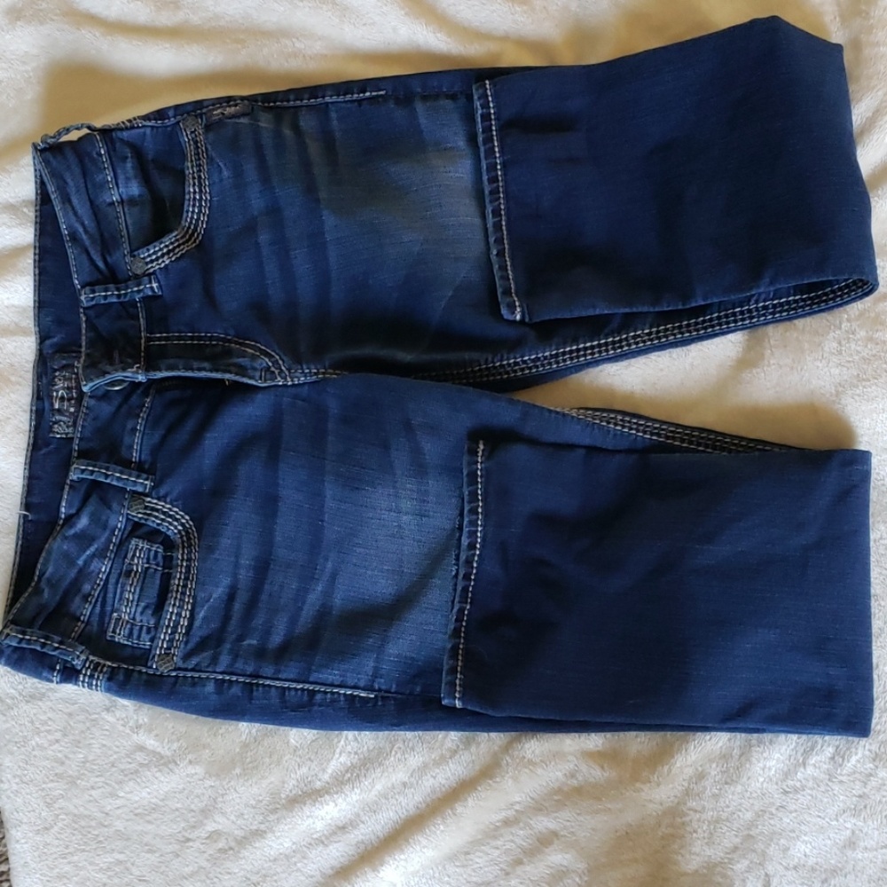 Silver Brand: Dark Jean Capri/Crop